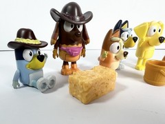 Bluey And Friends Toys Figures accessories Lot Of 8