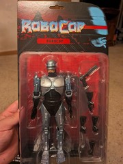 RoboCop & Clarence Boddicker 6.75″ Figures – Set of 2 – Trick or Treat Studios