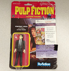 Funko ReAction Figures Pulp Fiction Vincent Vega JSA Autographed M45587