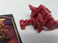 Bakugan Battle Sabre 90G Red & Gold Battle Gear Gundalian Invaders with Card