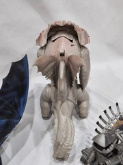 How To Train Your Dragon Action Figure Lot Toothless Boneknapper Bewilderbeast
