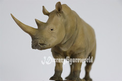 MEMORY MUSEUM 1/15 Africa White Rhinoceros Statue GK Painted Animal Model Decor