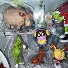 Dr Seuss The Grinch Who-ville Collection 10 Piece Set Action Figures 2018 NIB