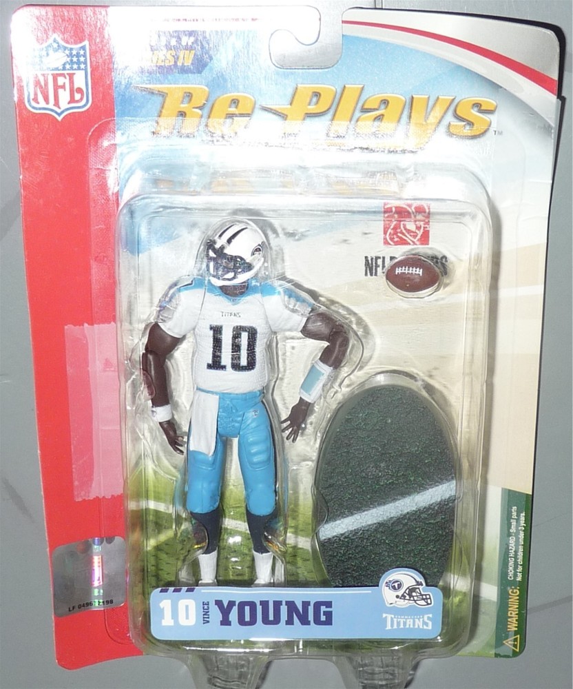 VINCE YOUNG Tennessee Titans Gracelyn Re-Plays NFL 5″ Series 4 READ SEE PICS