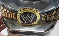 2006 Jakks Pacific WWE Classic Superstars Collector Series Ultimate Warrior READ