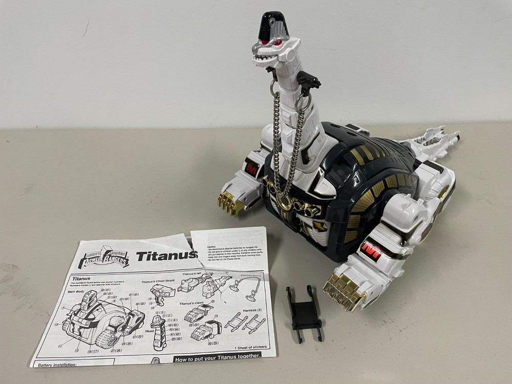 Mighty Morphin Power Rangers 1993 Titanus Bandai – accessories and manual