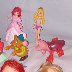 Lot of 25 Princess Cake Toppers Figures Ariel Vintage & Modern my little mermaid
