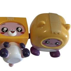 Set Of 3 Lanky Box Figurines