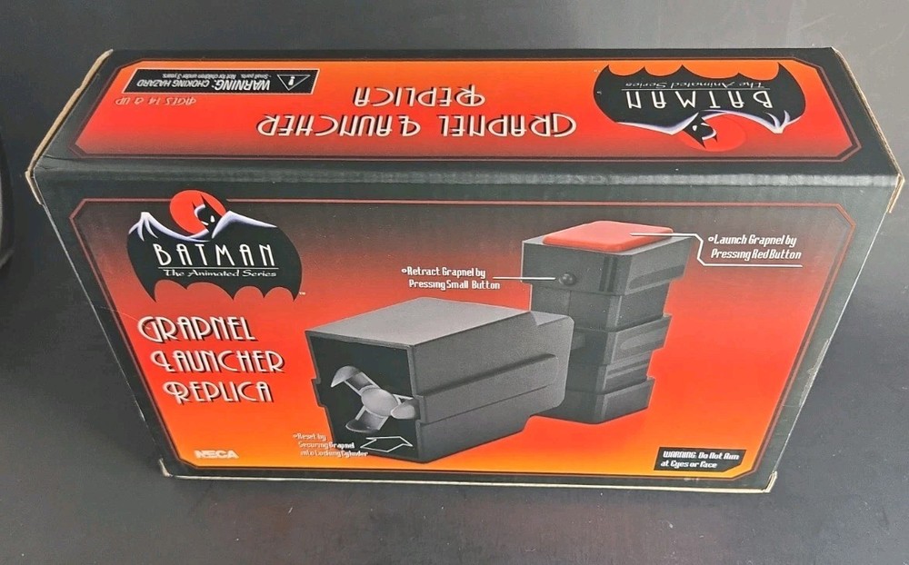 NECA Batman The Animated Series Grapnel Launcher Replica W/box