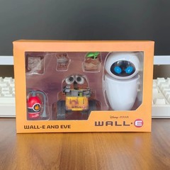 New Wall-E And Eve Mini Robot Movable Action Figure Party Toys Gift New in Box