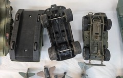 1990s era DAMAGED Military Vehicles Figures & Acc. Lot TANKS, Boats, Jeeps, Jets