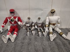 Mighty Morphin Power Rangers Red White Metallic Silver 4 Total Figures Bandai