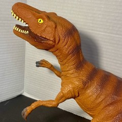 Toys R Us Velociraptor Dinosaur 18” Figure Soft Plastic Rubber 2014