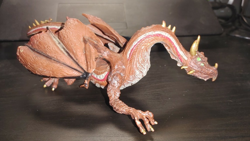 Safari Mountain Dragon PVC Vinyl Figure 9″ Figurine Plastoy 2008 Retired