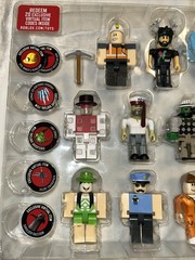 Roblox From the Vault Action Figure Collection Set 4 Unscratched