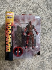 MARVEL SELECT DEADPOOL Action Figure Complete WITH BASE Diamond 2016 NEW SEALED