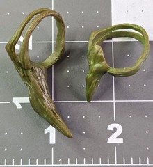 MOTU custom fodder Thorn Arm Bands [Mattel Creations New Eternia Moss Man]