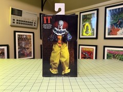 PENNYWISE IT (1990 Movie) 8″ inch Clothed Action Figure NECA NEW 2021
