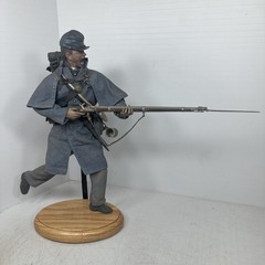 1/6 CUSTOM CIVIL WAR UNION “YANKEE” CHARGING INFANTRYMAN MUSKET + OAK STAND