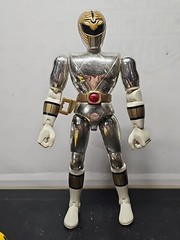 Vintage 1995 Bandai Silver Power Ranger 8″ Silver Chrome Action Figure