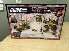 Transformers x GI Joe Bumblebee AWE Striker SEALED Figure Set 2022 Stalker