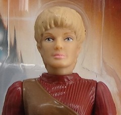 Kes Medic Intern Star Trek Voyager 1995 Playmates Unopened Action Figure & Card