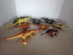35 Toy Dinosaurs Trees Rocks Monsters Roaring Triceratops Apatosaurus T-Rex Used