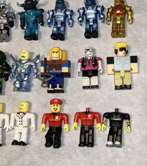 R0BL0X Toys Action Mini Figures And Lots Of Figurines & Accessories Parts