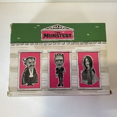 NECA Rob Zombie’s The Munsters Stylized Figures Little Big Head 3-Pack New