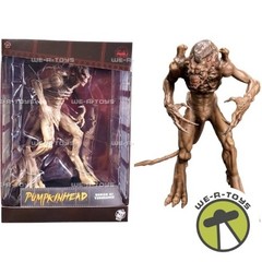 Trick Or Treat Studios 10 1/2″ Pumpkinhead Collectible Action Figure