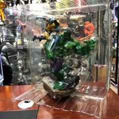 Hulk VS. Wolverine PVC Figure Statue Model Toy Collection Christmas Gift Toy