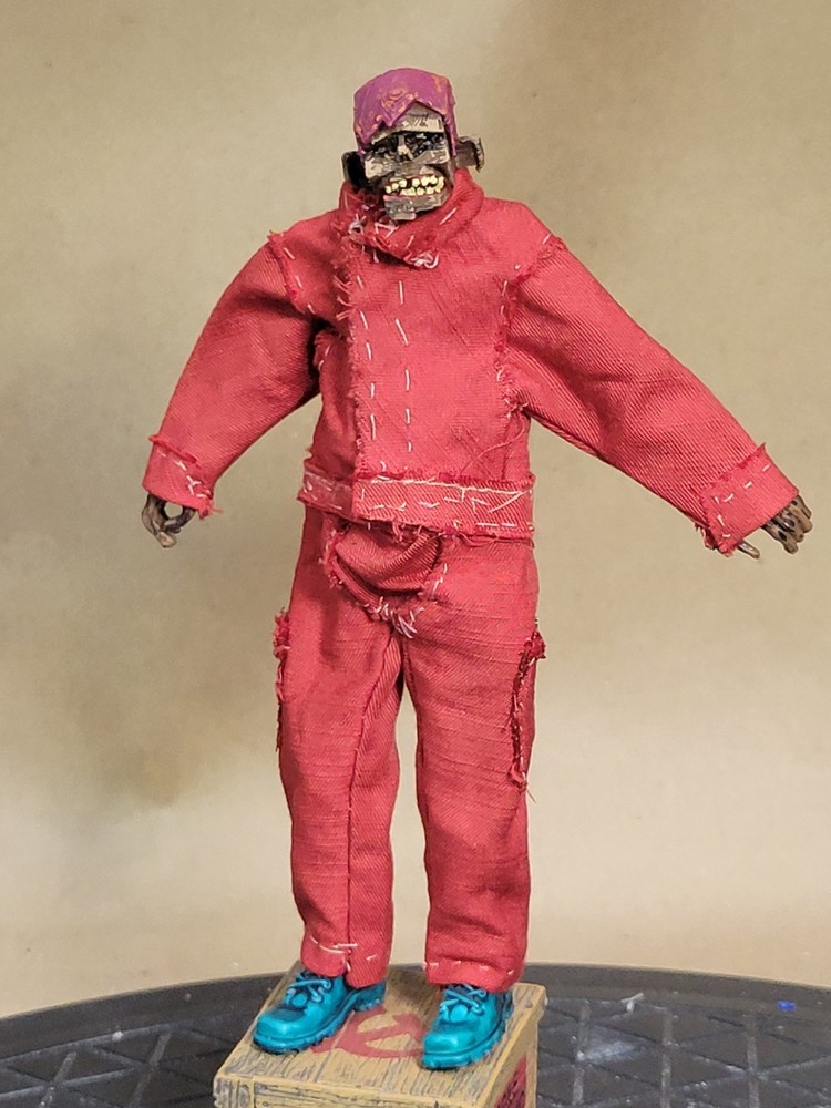 1:12 Scale Stylized Zomb Custom Figure In Jumpsuit