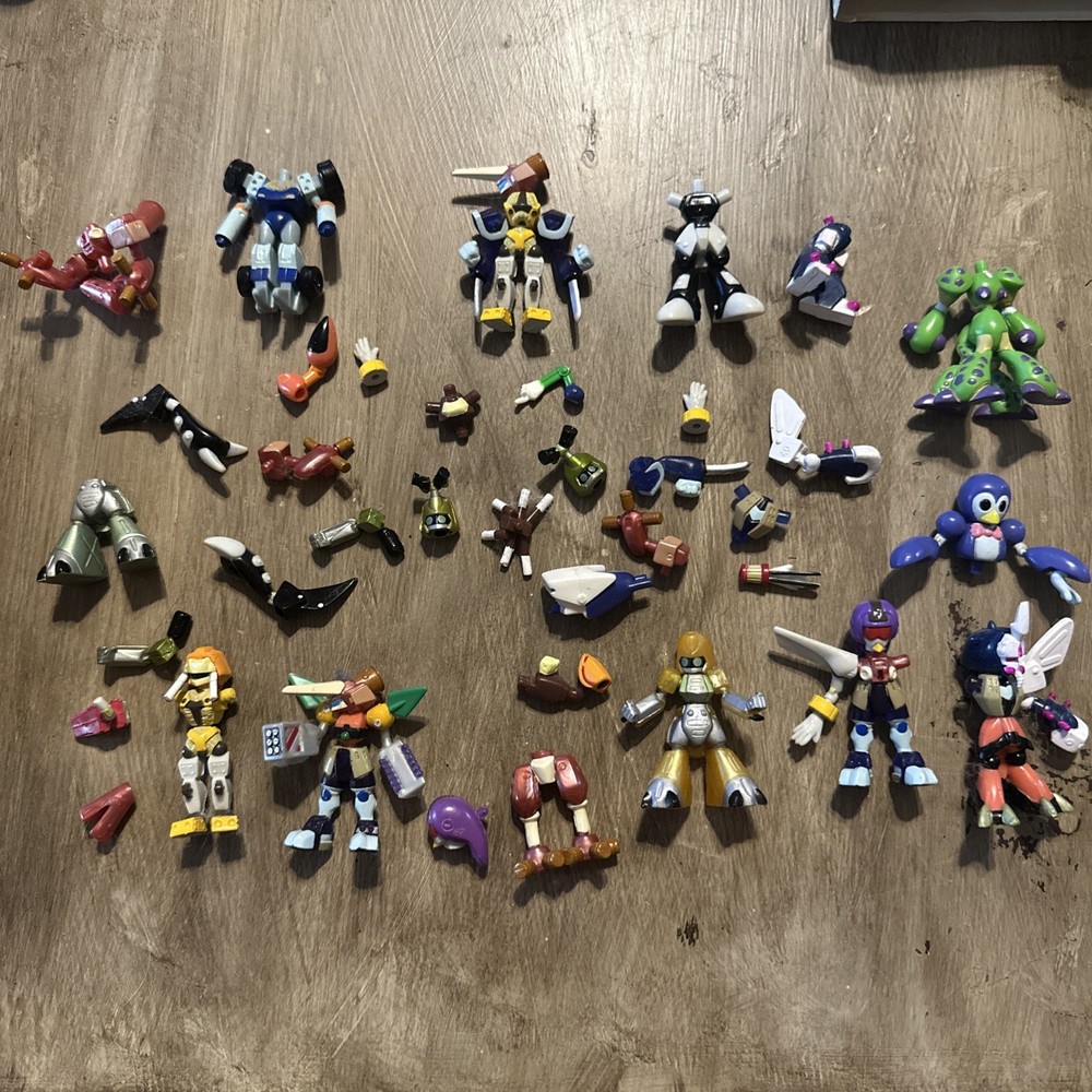 Vintage Medabots Mini Action Figures Parts Lot