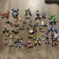 Vintage Medabots Mini Action Figures Parts Lot