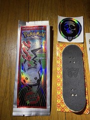 Mictlan x Pokemon x Santa Cruz Squirtle Fingerboard 34mm Flatface Grip