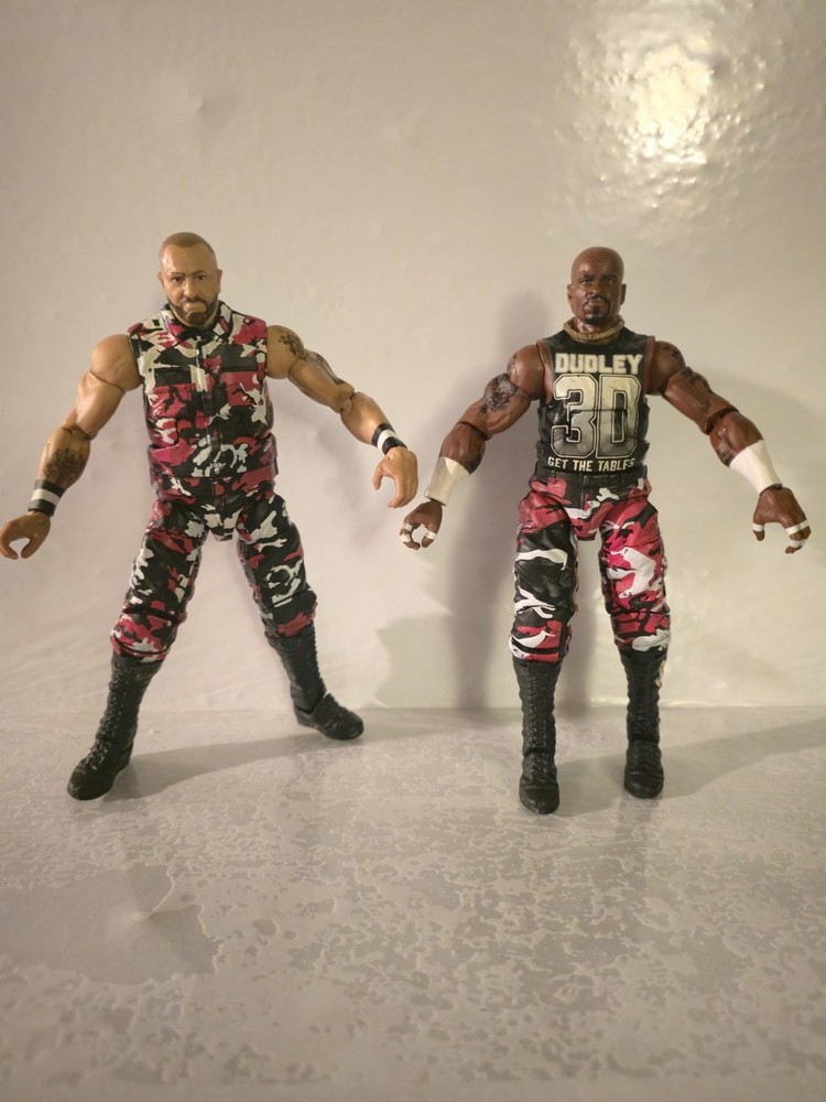 WWE Mattel Elite – Dudley Boys D-Von Bubba Ray Wrestling Figures Series 45