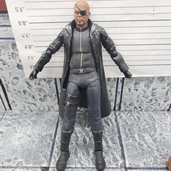 SH Figuarts Avengers Nick Fury Samuel L Jackson Complete