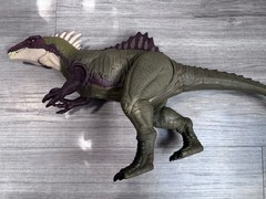 Mattel Jurassic World Chaos Theory Battle Roarin Becklespinax Dinosaur