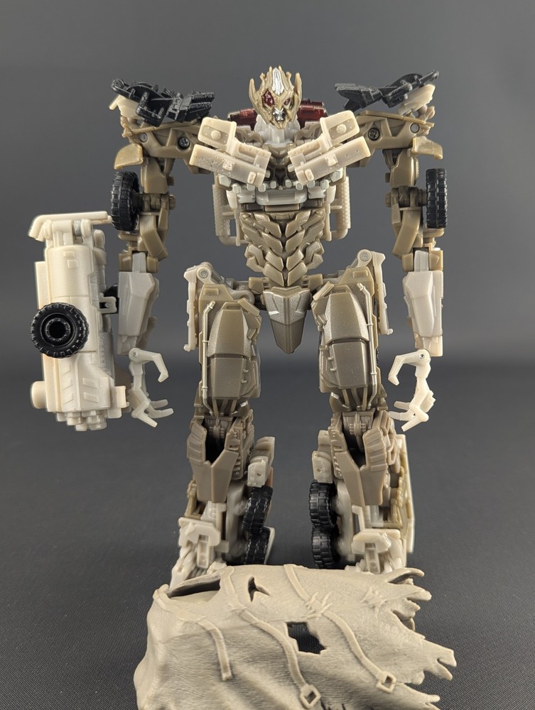 Transformers Dark of the Moon Megatron complete Hasbro DOTM 2011 Voyager
