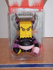 2008 ESC TOY / DYNOMIGHT NYC BUMRUSH VINYL FIGURE, NEW YORK COMIC CON, NIB