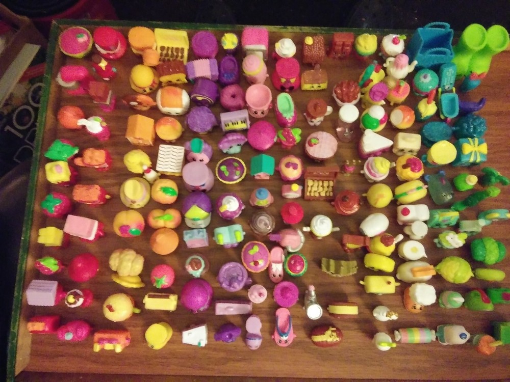 SHOPKINS:25pcs-Randm Charctrs-No Dups Mixed Seasons-Great Cond Used FREE FREIGHT