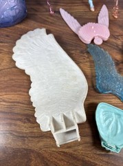 1984 Vintage She Ra Princess of Power Crystal Lot Horses Furniture Wings Vanity
