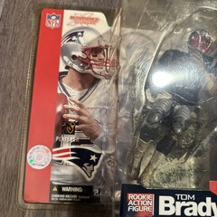 MCFARLANE TOM BRADY Rookie PATRIOTS BLUE JERSEY SNOW BASE Ultra Rare NIB