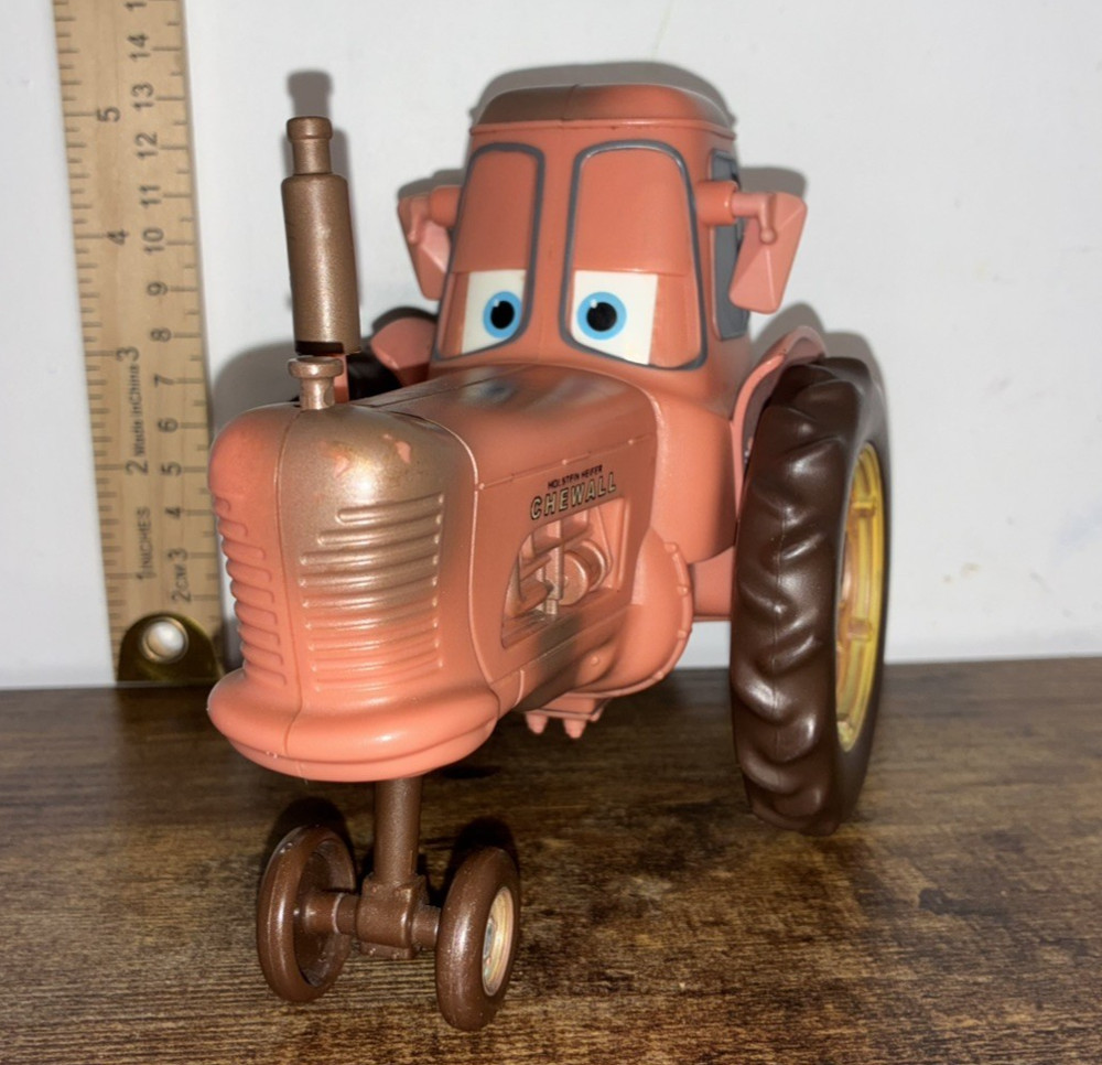 2005 Disney – Pixar | Cars | Tip & Toot Tipping Tractor | SOUND NOT WORKING READ
