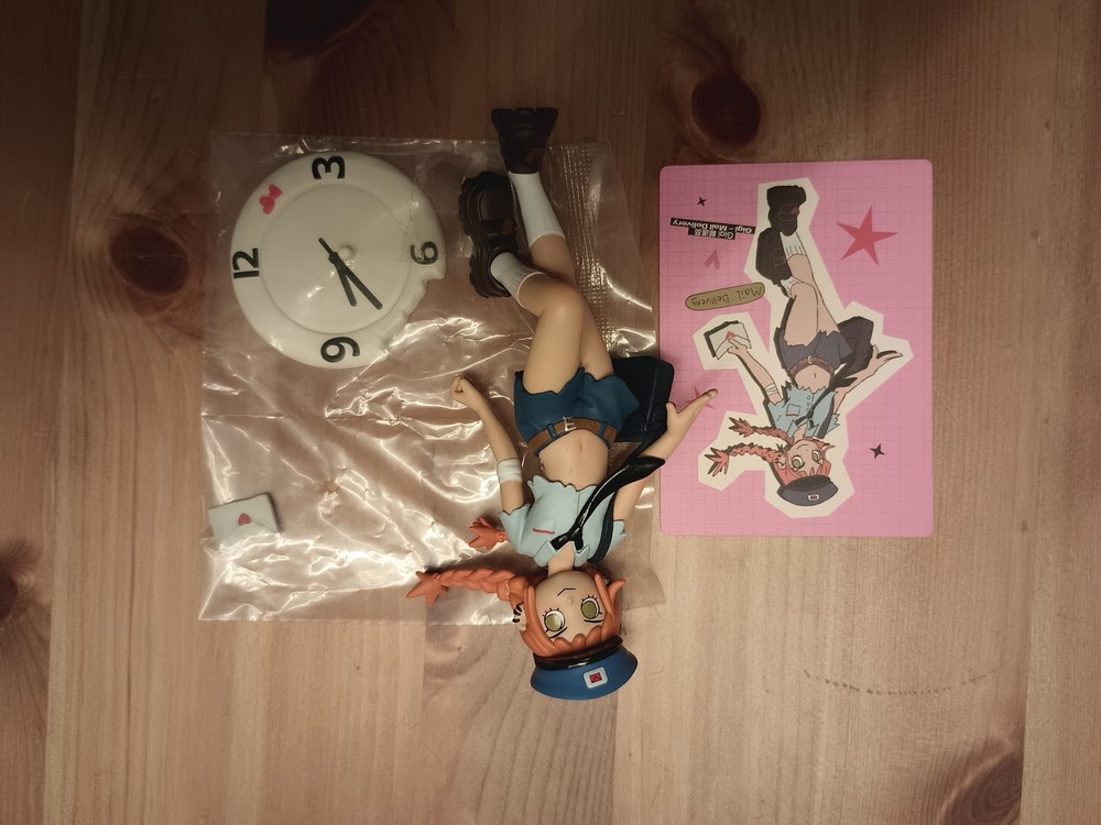 POP MART x Peach Riot Rush Hour series figure – mail delivery Gigi (no box)