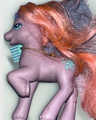 Hasbro My Little Pony G2 Petal Blossom Purple Pony Pink Hair 1997 Original Comb