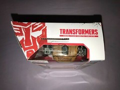 Transformers WAR FOR CYBERTRON SPARKLESS BOT **NEW**
