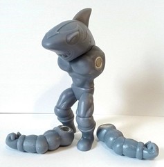 LUCHA SHARK Galaxxor 5.5 in MOTU street glyos masters of the universe TEST SHOT