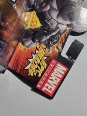 Marvel Legends Epic Heroes Deadpool Red Action Figure