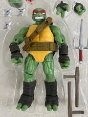 BST AXN TMNT Raphael IDW Comic Book Action Figure – Open Box Missing 1 Sai